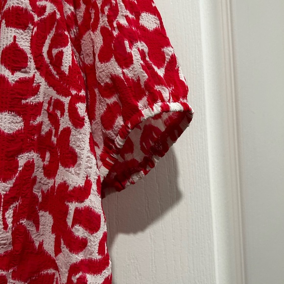 Lot of four  Women’s summer/spring tops - all size large. - Picture 12 of 16